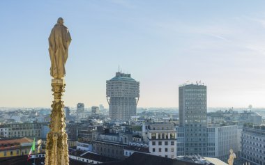 Duomo Kilisesi Milan manzarası