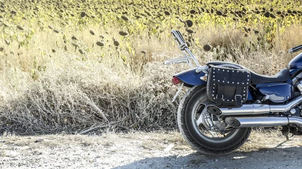 Винтажный голый мотоцикл — стоковое фото
