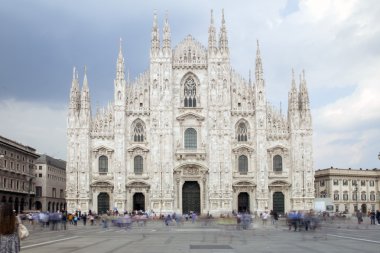 Nadir havadan görünümü Duomo Meydanı, Milano, İtalya