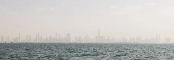 Panoramisch Uitzicht Dubai Stad Vanaf Zee — Stockfoto