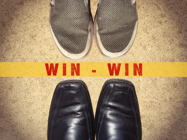 言葉で男の靴勝利 — ストック写真