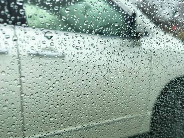 雨后车窗背景图 — 图库照片
