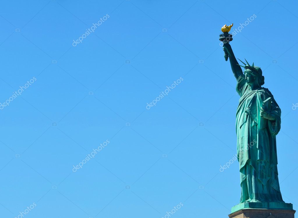 Статуя свободы сзади