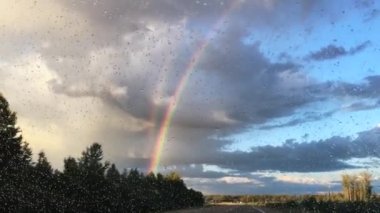 Çift gökkuşağı yolu, Alberta Kanada