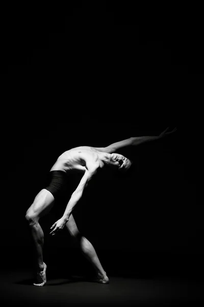 黑色的芭蕾舞演员 — 图库照片