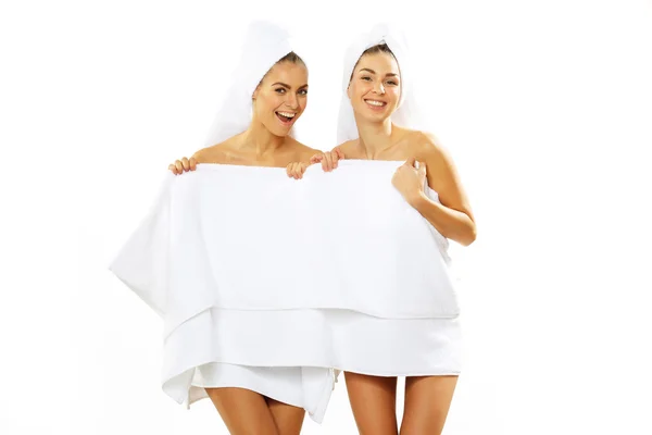 Dos feliz adolescente chica después de la ducha — Foto de Stock