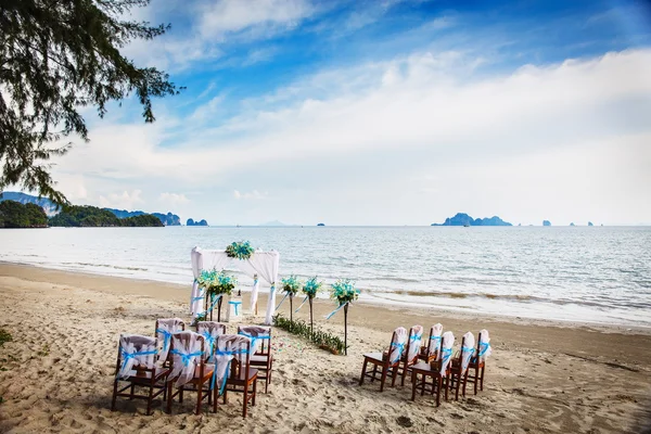 Tay düğün dekorasyon