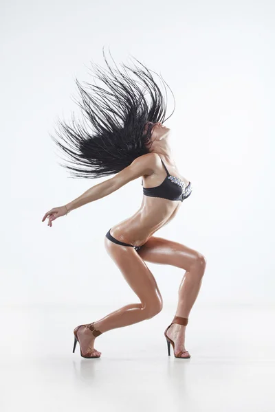 Modelo de baile con cuerpo deportivo — Foto de Stock