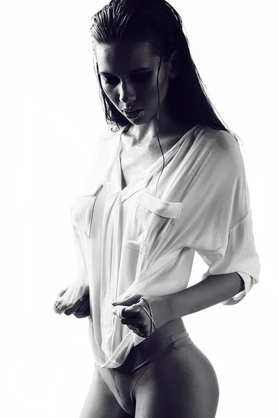 Sexy model in nat t-shirt — Stockfoto