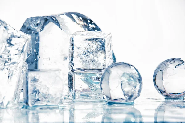 Ice cubes and balls — Stock Photo, Image