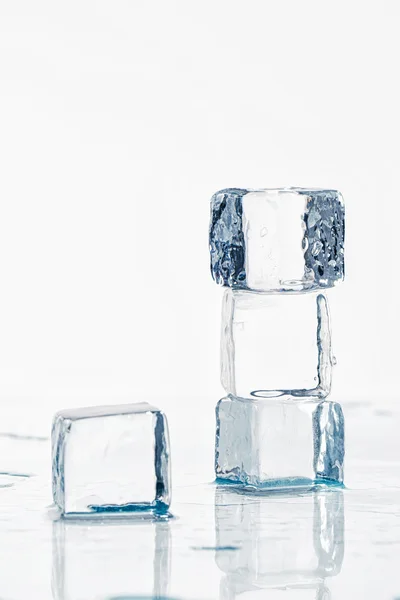 Ice cubes on the table — Stock Photo, Image