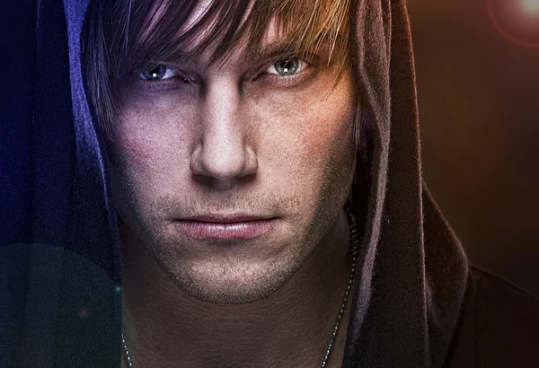 acımasız adam portresi