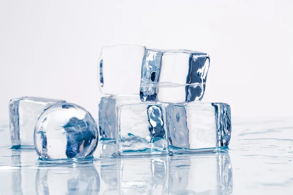 Ice cubes and balls — Stock Photo, Image