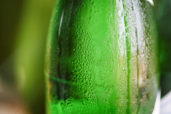 Yeşil cam şişe — Stok fotoğraf