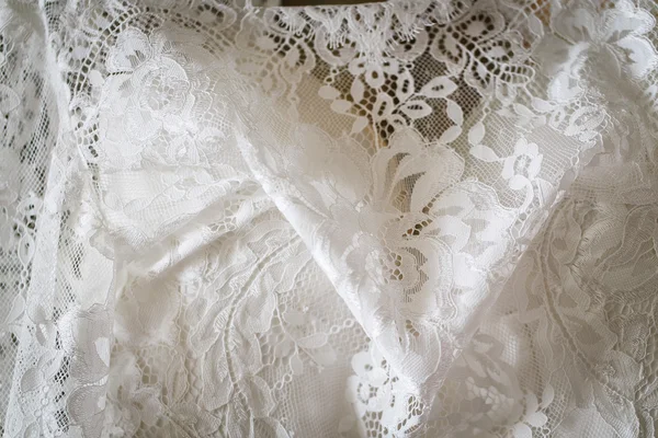 Weißes Brautkleid — Stockfoto