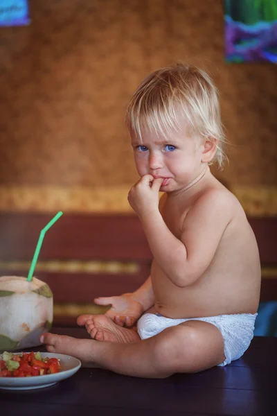 Baby on table — Stock Photo, Image