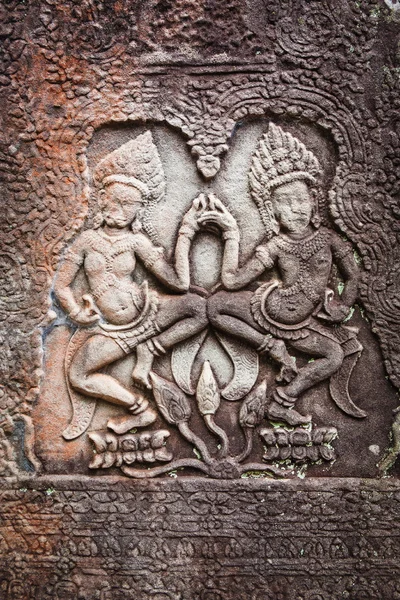 Низький рельєф в Banteay Srei, Камбоджа — стокове фото