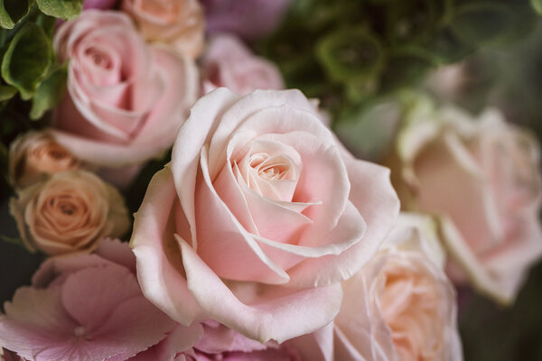 Beautiful wedding bouquetdding bouquet