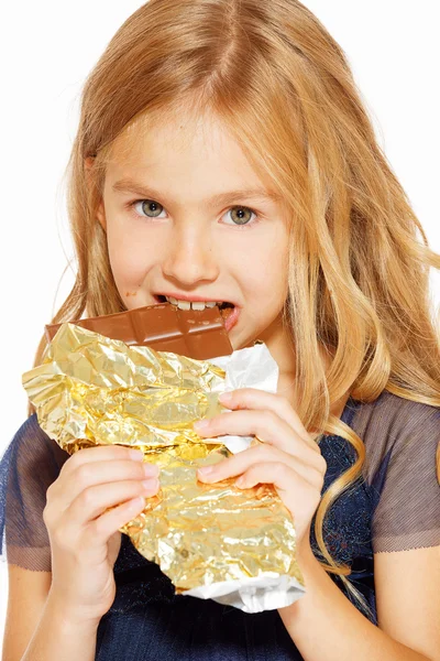 Mooi meisje met chocolade — Stockfoto