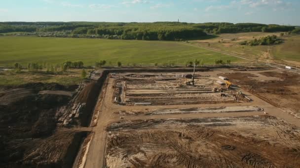 Preparação da terra para nova construção — Vídeo de Stock