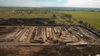 Arazi üzerinde inşaatı işi