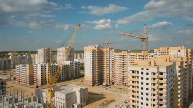 kentsel gelişim. bir Konut Kompleksi İnşaatı
