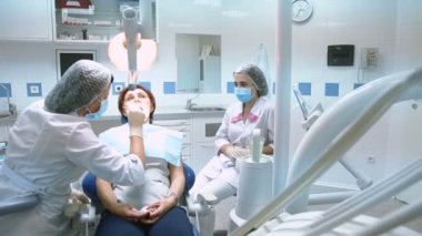 Diş Hekimliği hastaların tedavisi
