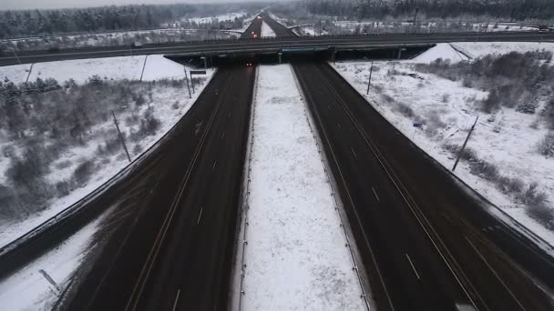 Junção rodoviária no inverno — Vídeo de Stock