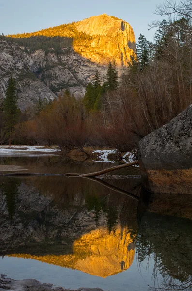 Parque Nacional de Yosemite, Califórnia, turismo da América — Fotografia de Stock