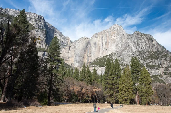 Parque Nacional de Yosemite, Califórnia, turismo da América — Fotografia de Stock