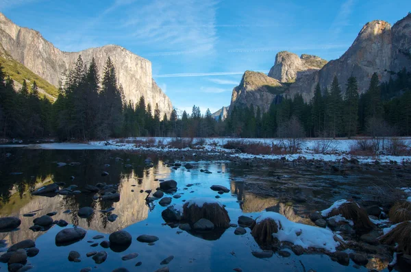 Parque Nacional de Yosemite, Califórnia, turismo da América — Fotografia de Stock