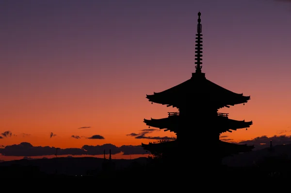 Yasaka tower, Kjóto (prefektury), japonské tradiční chrámy a svatyně — Stock fotografie