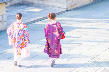 Kimono, geleneksel Japon ulusal kostüm