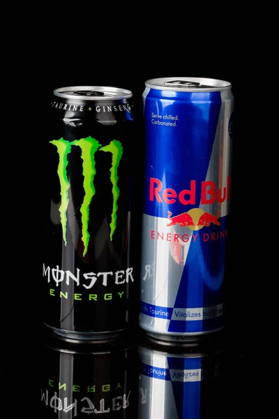 London Storbritannien Oktober 2020 Behållare Monster Och Redbull Energy Drinks — Stockfoto