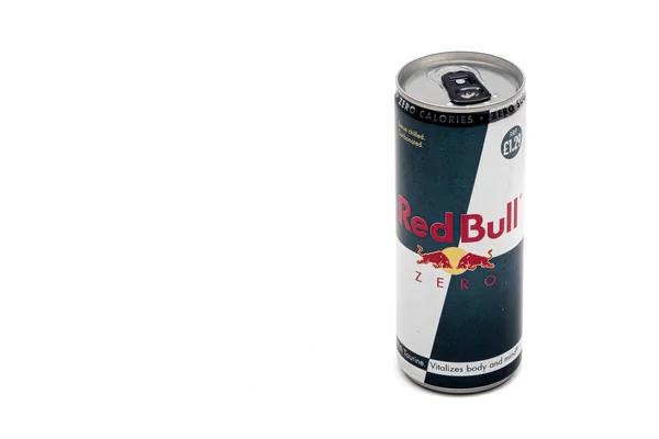 London Жовтня 2020 Can Red Bull Zero Calories Energy Drink — стокове фото