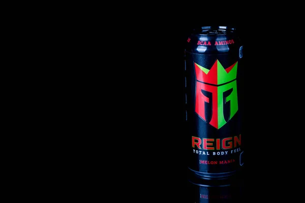 2020 Can Reign Melon Mania Energy Drink Isolated Black Background — 스톡 사진