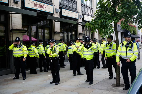 Londres Reino Unido Agosto 2021 Policía Reúne Durante Una Protesta — Foto de Stock