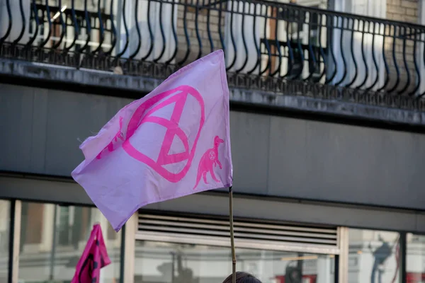 Londra, Birleşik Krallık, 21 Ağustos 2021: - Londra 'nın merkezinde bir protestoya katılan Soykırım İsyanı üyeleri