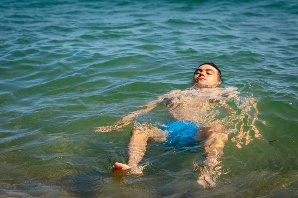 Year Old Caucasian Shirtless Teenage Boy Swimwear Relaxing Sea — Stock Photo, Image