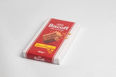 Londra, Birleşik Krallık, 22 Ekim 2025: - Biscoff Bisküvi Parçalı Sütlü Çikolata manzarası