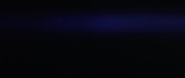 Doğal anamorfik mavi ışıklandırması olan kusursuz bir döngü olan teknolojik mavi optik lens parlıyor..