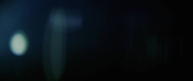 Teknolojik mavi optik lens, doğal anamorfik mavi ışıklandırması olan kusursuz bir döngü. 4K hareket grafikleri için harika.