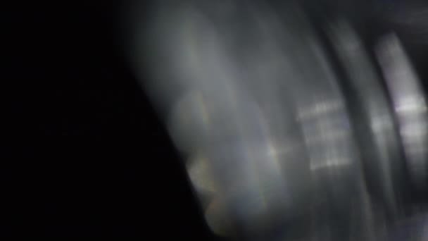 4k Abstrakt kristall bokeh i mörkret. Overlay bakgrund för redigering. Ljusläckor från belysning — Stockvideo