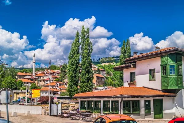 Sarajevo buntes Stadtbild. — Stockfoto