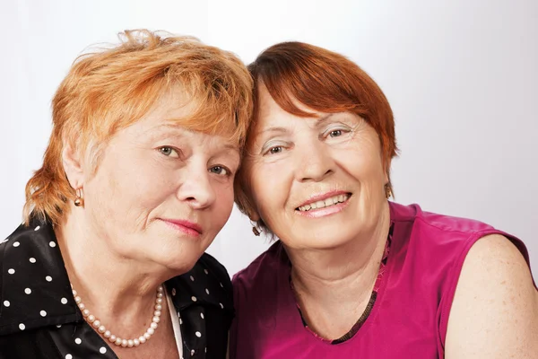 Двох літніх жінок — стокове фото