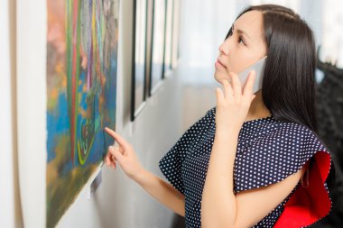 Galeri ziyaretçi