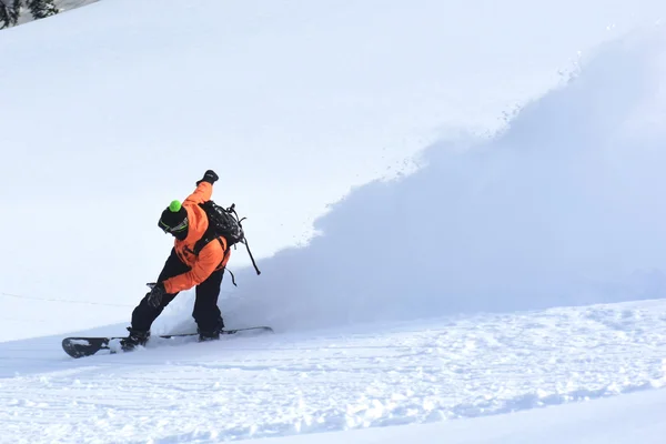 在冬天滑雪 — 图库照片