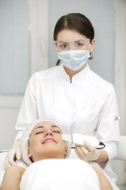 hastalar yüz peeling