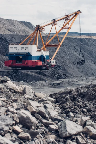 Estrazione di carbone a cielo aperto — Foto Stock