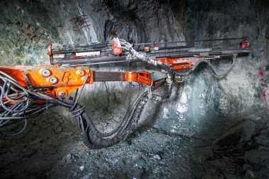 Altın madenciliği underground